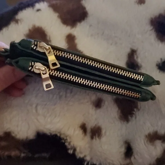 Portland Leather Zip-Zap Duo Leather Wallet Dual Zipper Closures Green Pebbled - Picture 2 of 14